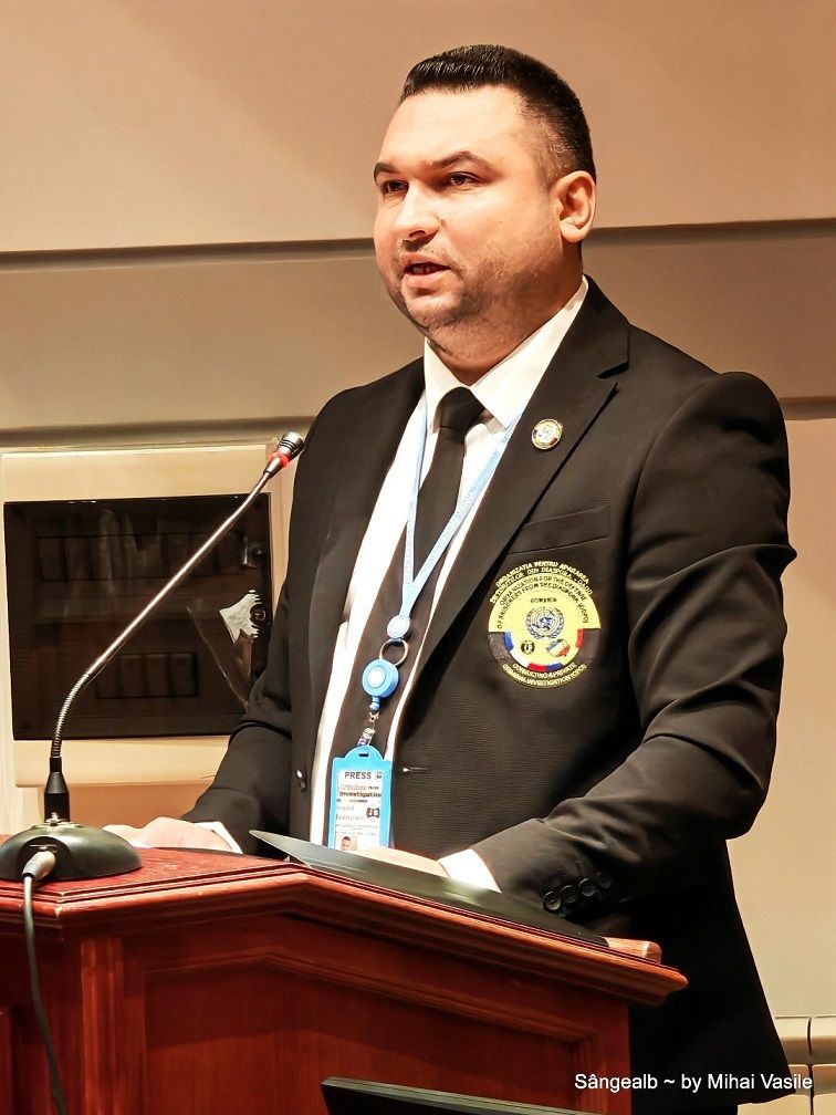 Cătălin Asavinei 